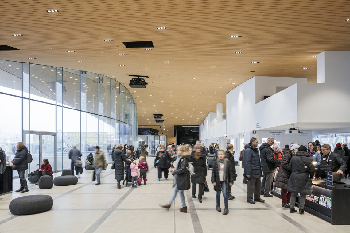 Begane grond. Central Library Oodi. Helsinki door ALA Architects. Beeld Tuomas Uusheimo