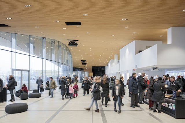 Begane grond. Central Library Oodi. Helsinki door ALA Architects. Beeld Tuomas Uusheimo