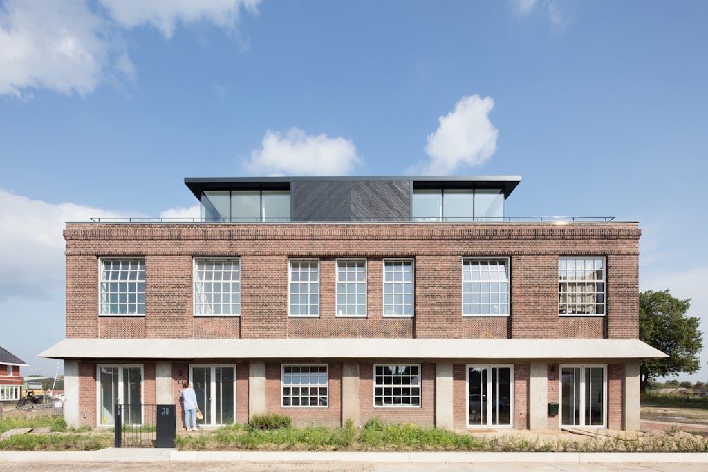 Herbestemming Lakfabriek Oisterwijk door Wenink Holtkamp