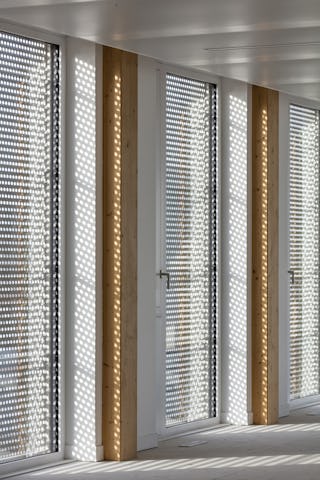 Green Office® ENJOY in Parijs door Baumschlager Eberle Architekten en SCAPE, beeld Luc Boegly