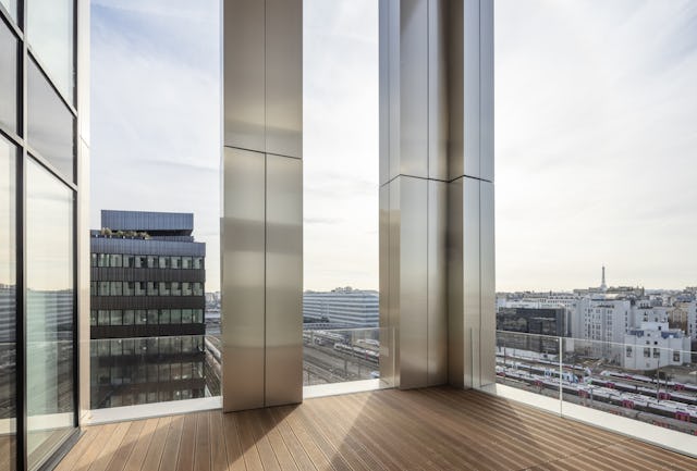 Green Office® ENJOY in Parijs door Baumschlager Eberle Architekten en SCAPE, beeld Luc Boegly