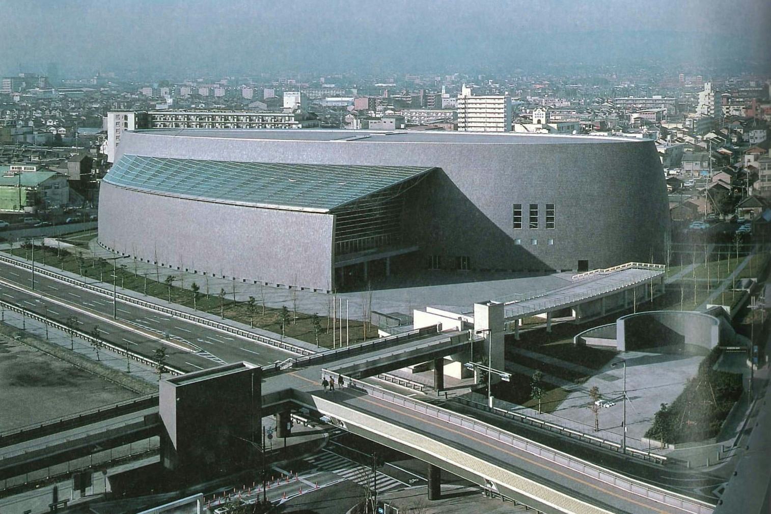 Nara Centennial Hall in Japan door Arata Isozaki, beeld Hisao Suzuki