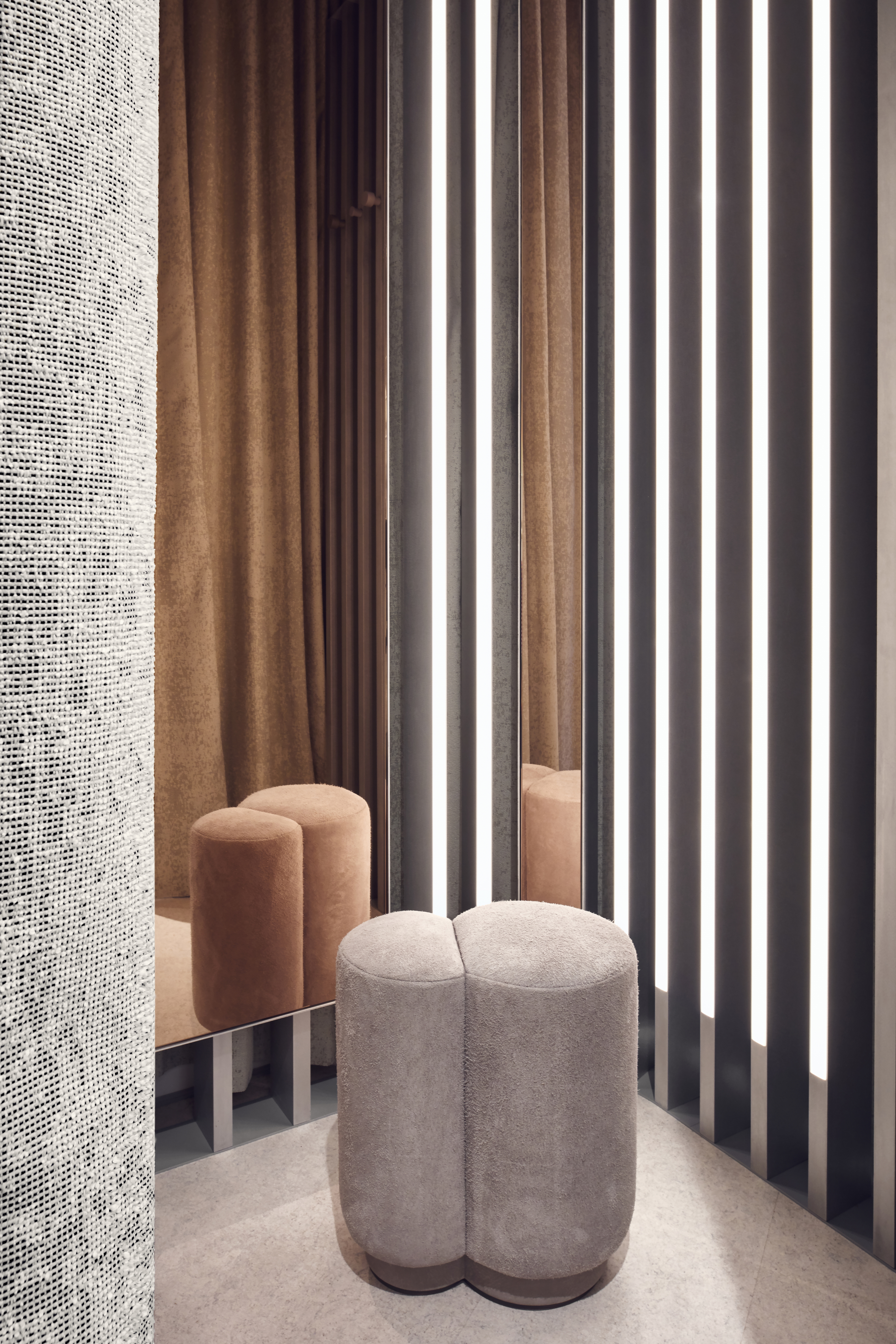 Wolford Amsterdam door, studio Modijefsky