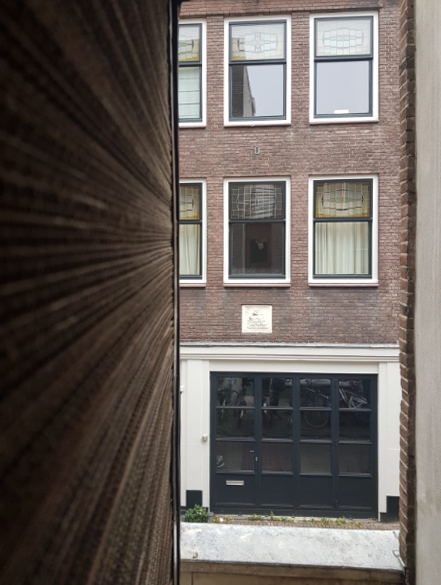 Slaapkamer Thuislozen - Patrick Roegiers 