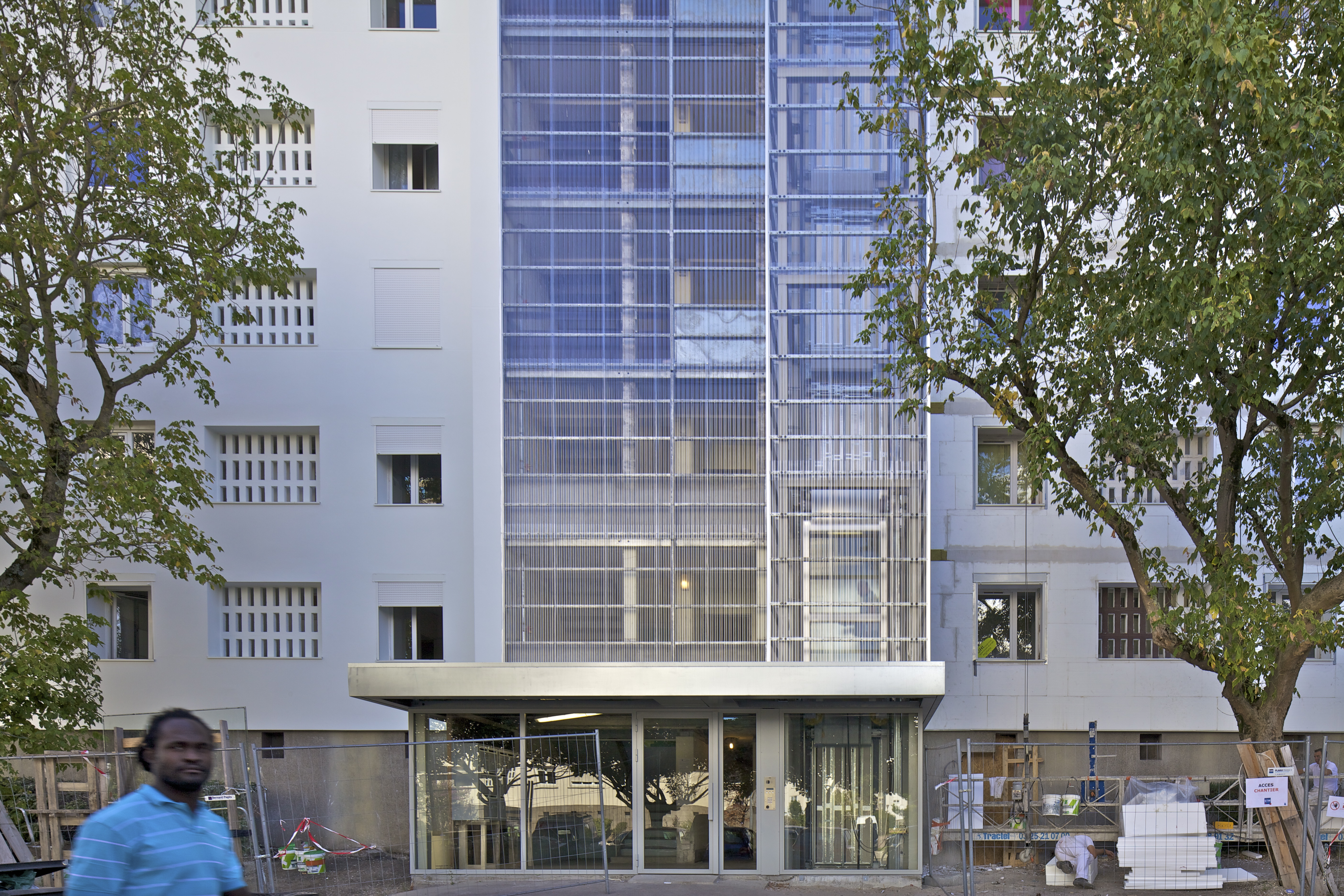 Transformatie van 530 woningen in Grand Parc Bordeaux door Lacaton & Vassal architectes, Frédéric Druot Architecture en Christophe Hutin Architecture, beeld Philippe Ruault