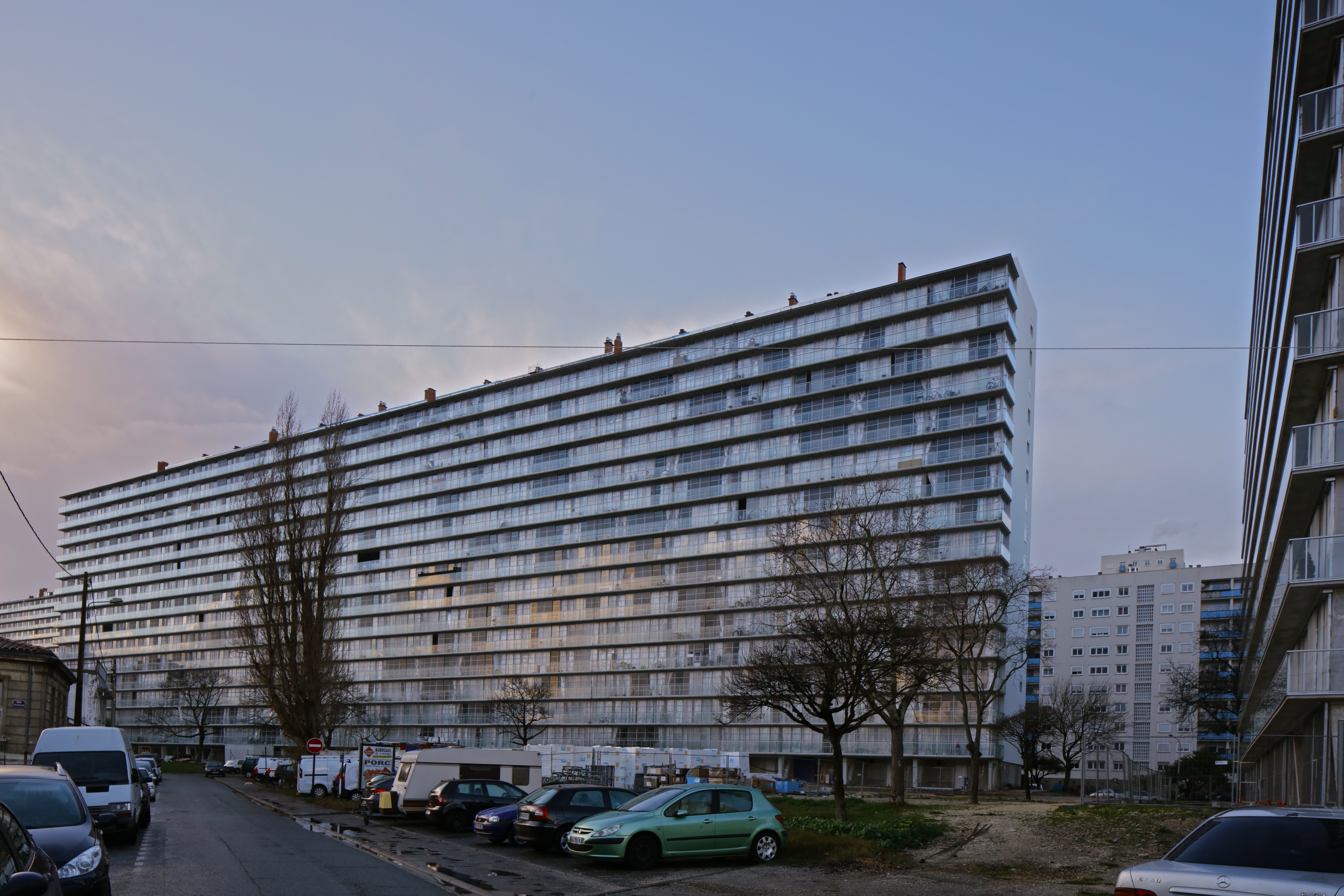Transformatie van 530 woningen in Grand Parc Bordeaux door Lacaton & Vassal architectes, Frédéric Druot Architecture en Christophe Hutin Architecture, beeld Philippe Ruault