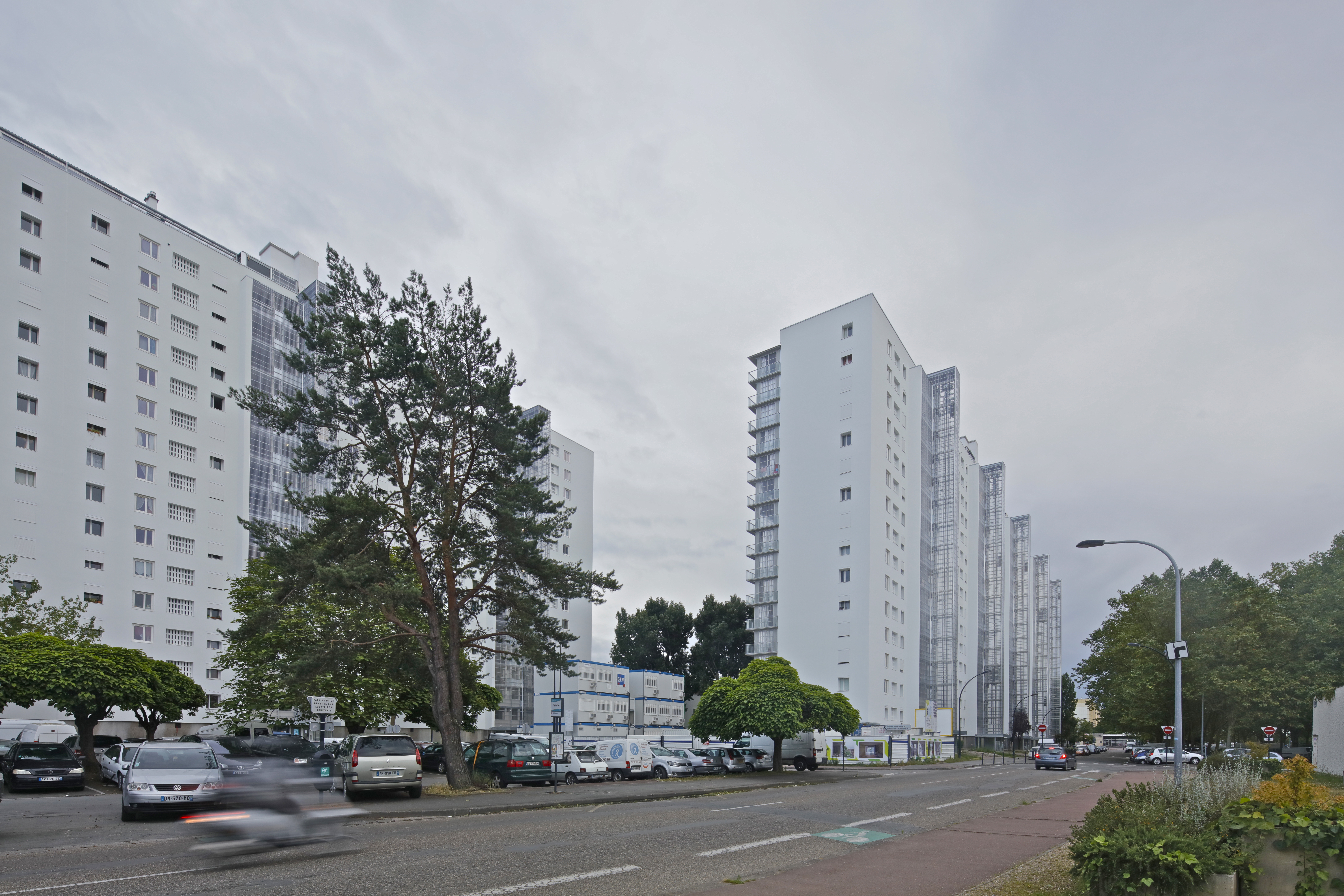 Transformatie van 530 woningen in Grand Parc Bordeaux door Lacaton & Vassal architectes, Frédéric Druot Architecture en Christophe Hutin Architecture, beeld Philippe Ruault