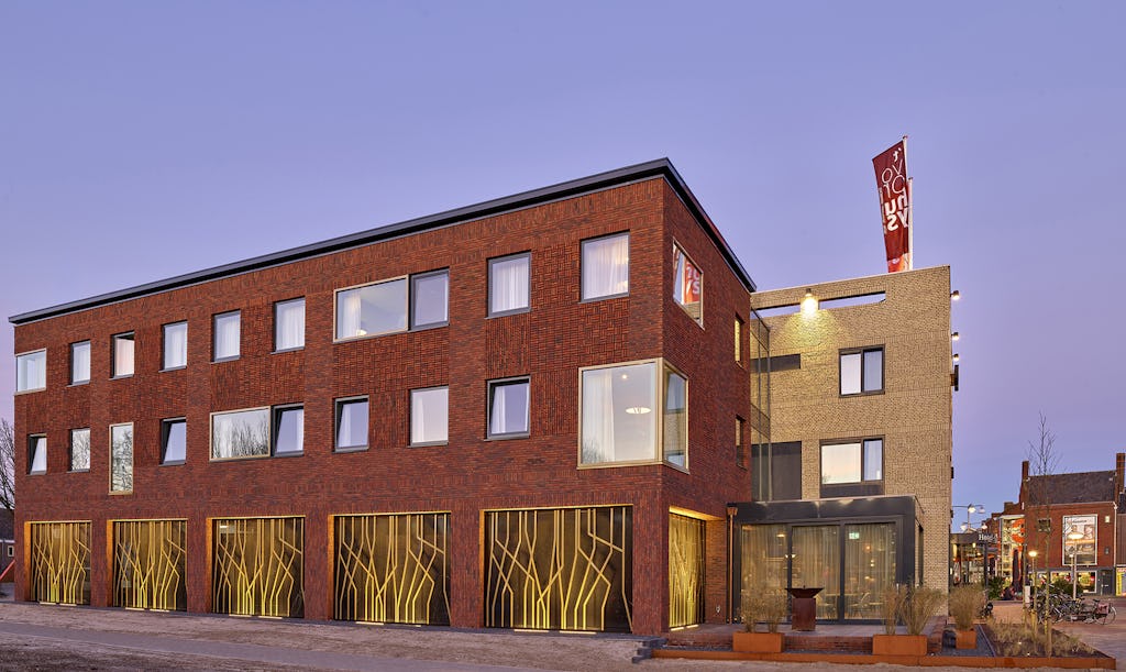 Hotel t Voorhuys Emmeloord Korfker Architecten