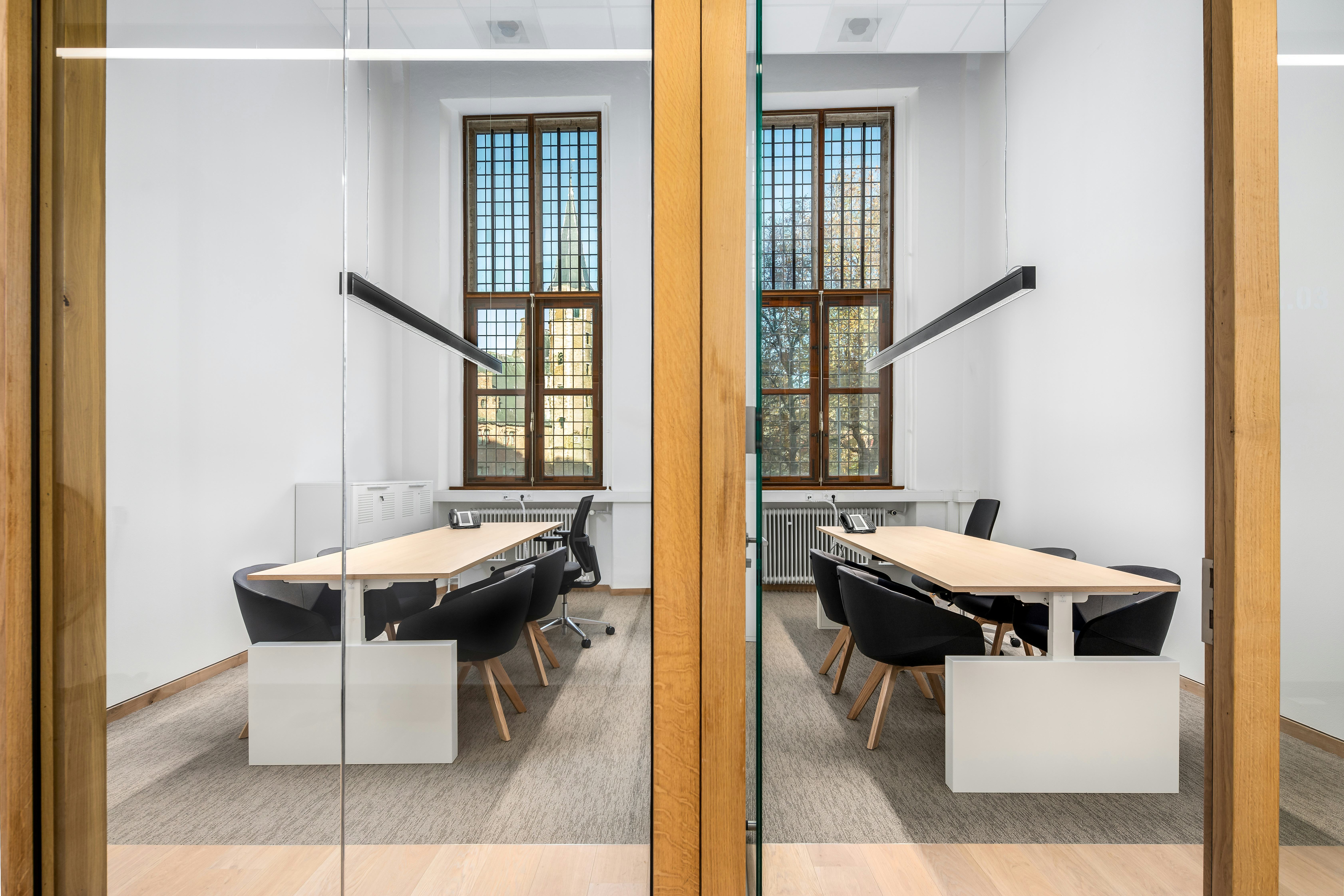 Het door M+R ontworpen interieur gaat een dialoog aan met de architectuur van het gebouw. Beeld Studio de Winter | Herman de Winter