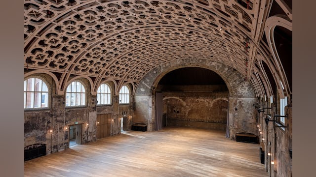 Battersea Arts Centre door Haworth Tompkins. beeld Fred Howarth