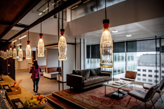 ROTTERDAM - het nieuwe kantoor van Coca cola in rotterdam ROBIN UTRECHT