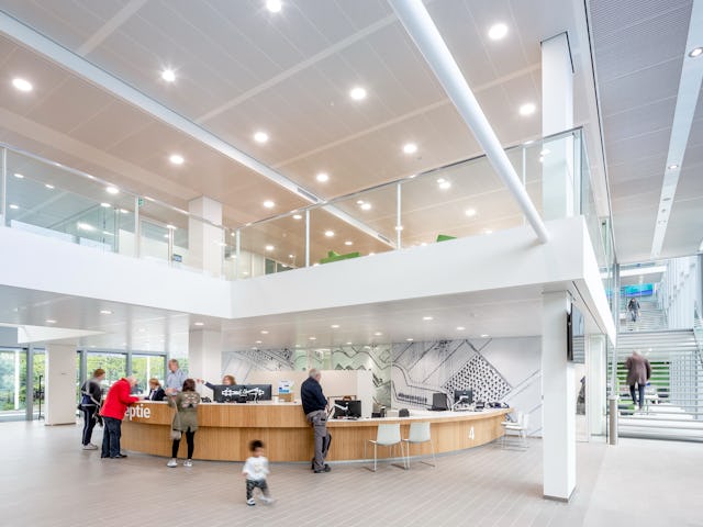 Gemeentehuis Woerden door cepezed. Beeld Lucas van der Wee