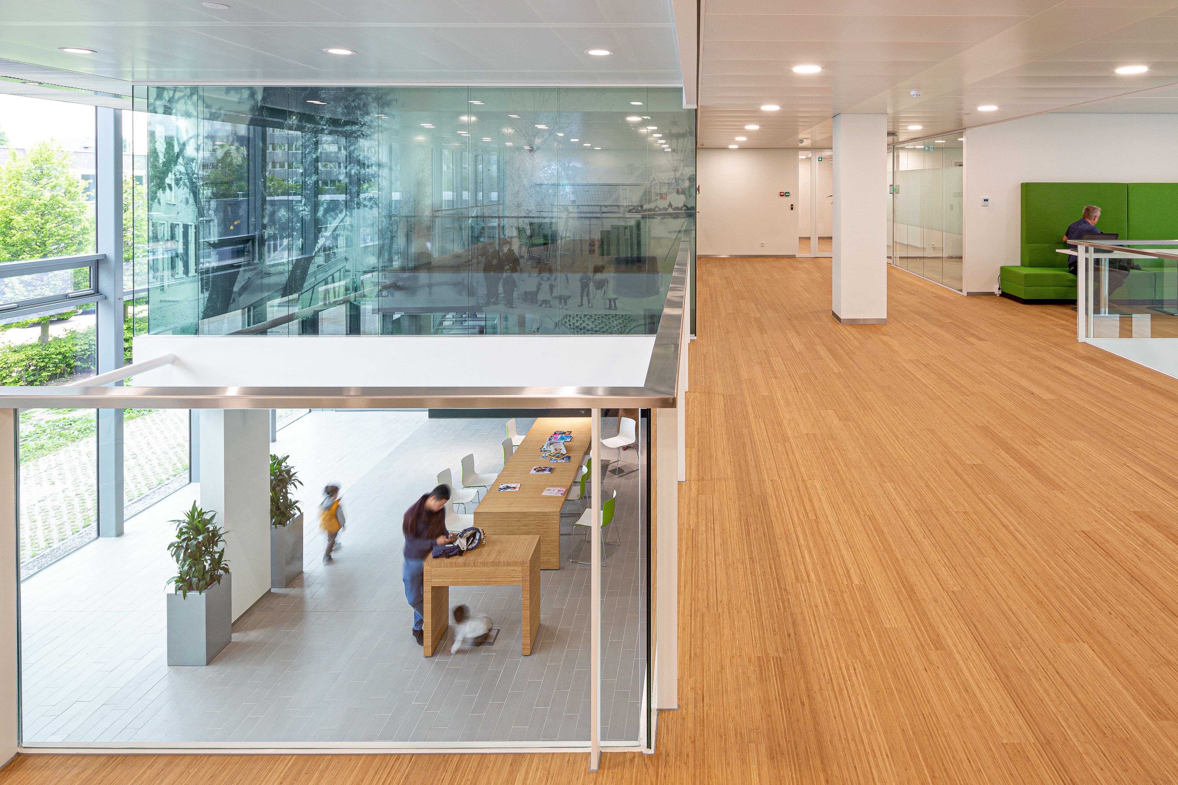 Gemeentehuis Woerden door cepezed. Beeld Lucas van der Wee