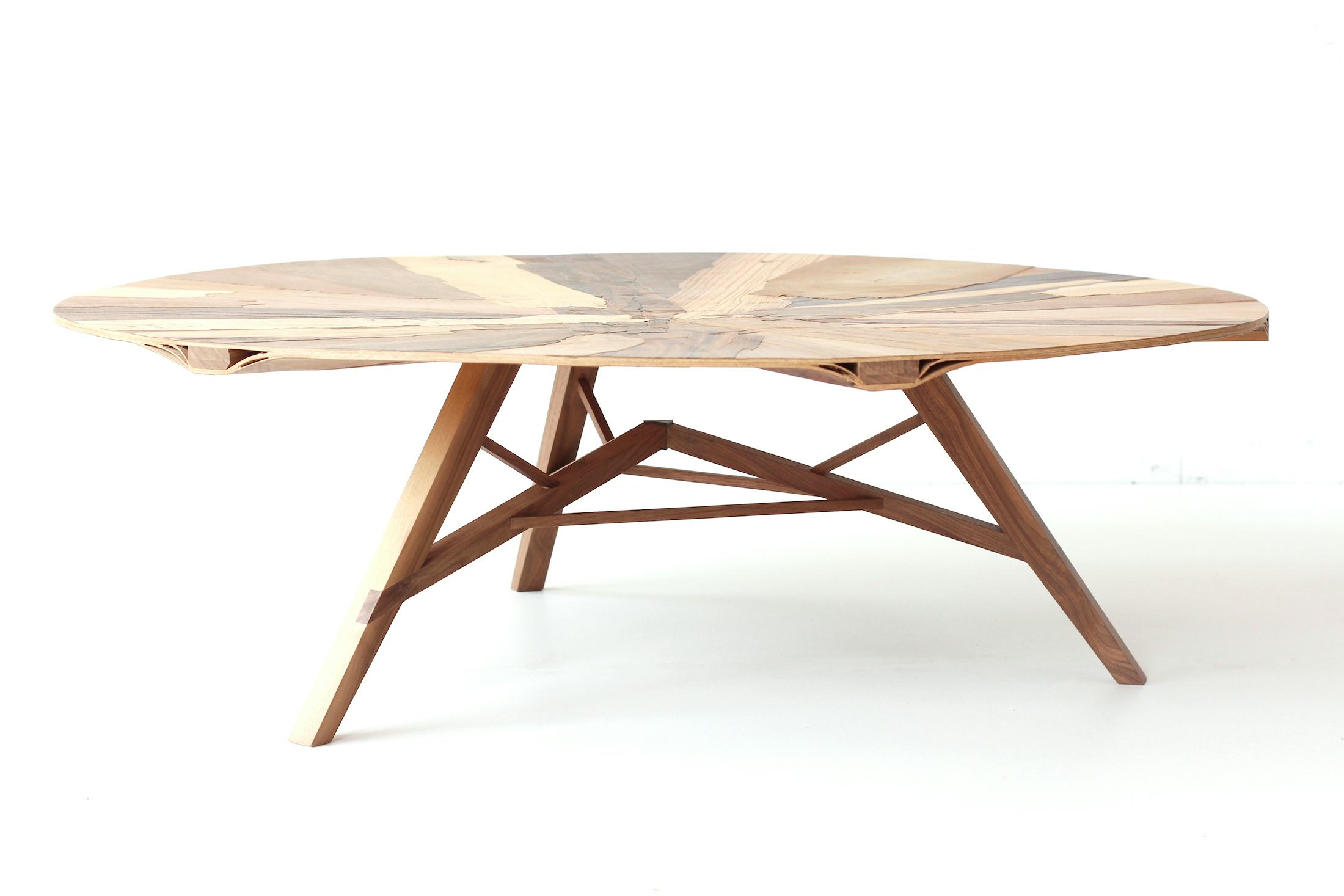 Laminated coffee table. Foto: Studio Jeroen Wand