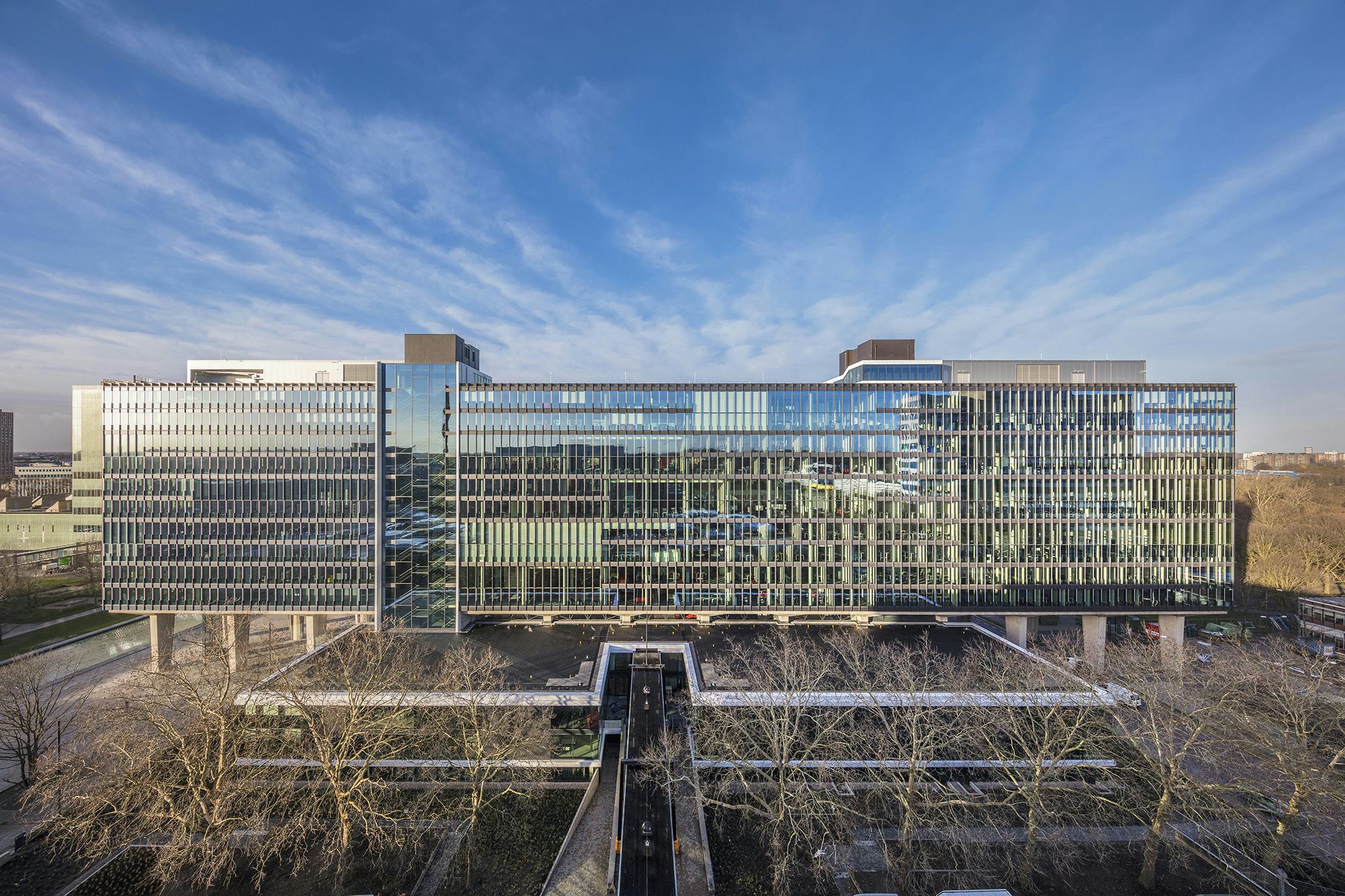 Het Atlas gebouw, TU Eindhoven door Team Ve Architectuur is een van de kanshebbers op de titel Meest duurzame project. Beeld Norbert van Onna
