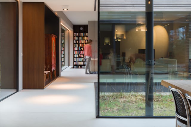 Zicht expo bibliotheek woonkamer. Beeld Rob van Esch | Ruimtes in Beeld