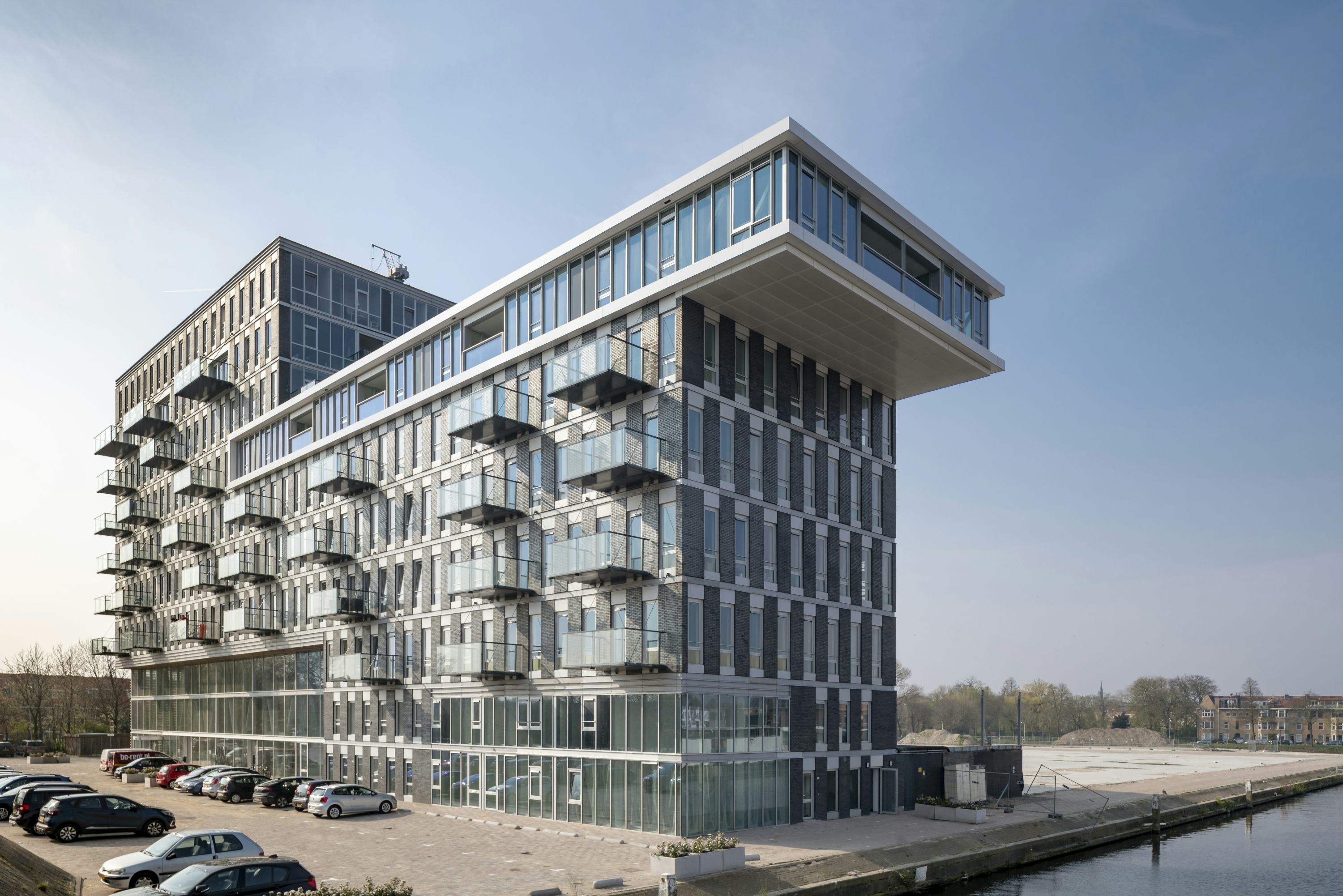 Woongebouw de Binck - Transformatie van kantoorgebouw naar appartementen © Ronald Tilleman