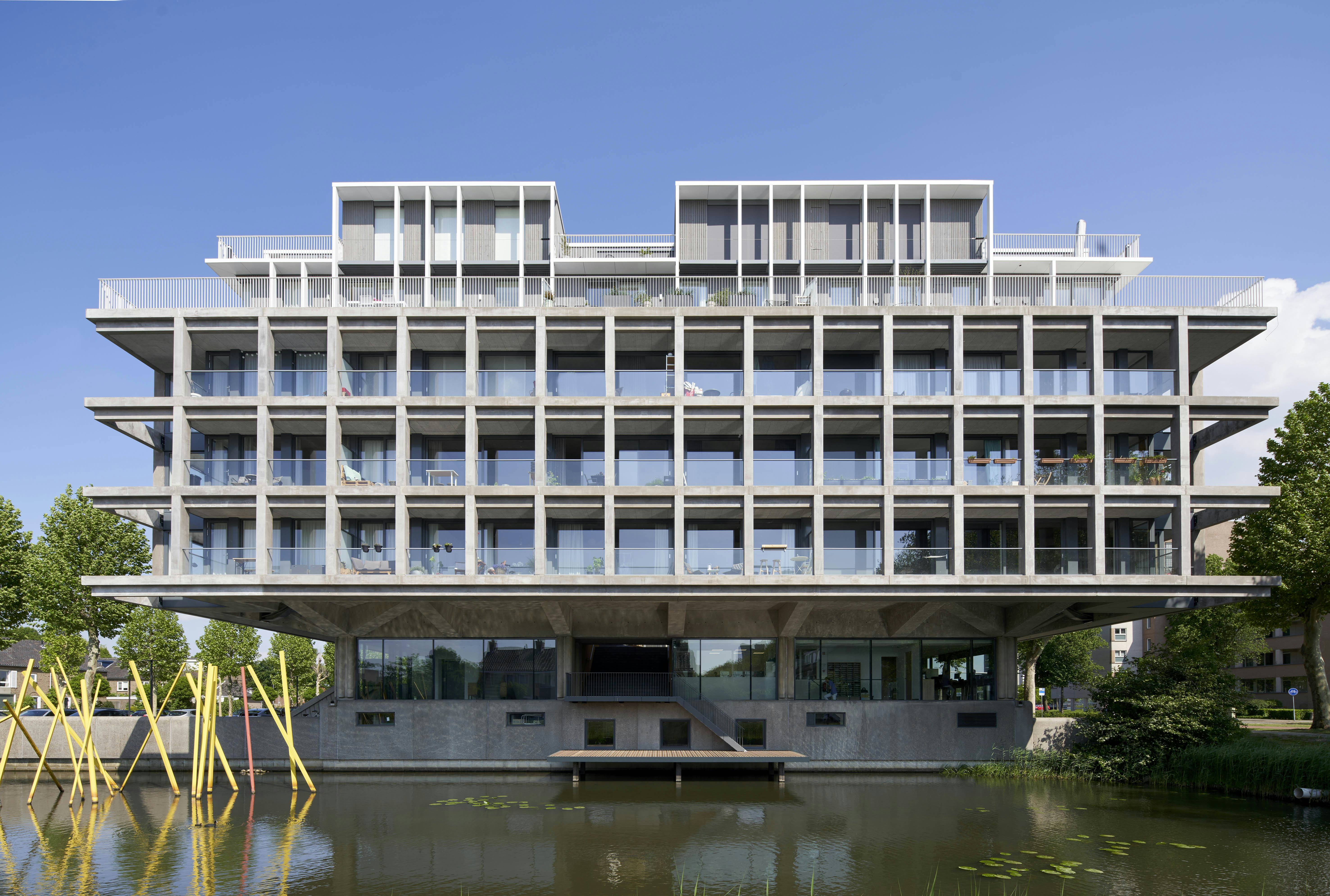 Een van de genomineerde projecten is de transformatie van het kantoorgebouw Schubertsingel Den Bosch door Houben / Van Mierlo Architecten, de winnaar van de ARC19 Development Award. Beeld Rene de Wit