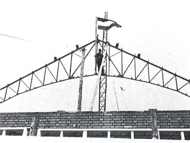 Historische foto hoogste punt bouw 12-10-1938