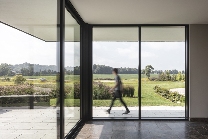 House H in Mount Brydges (Canada) door Chris Collaris Architects. Beeld Tim Van de Velde