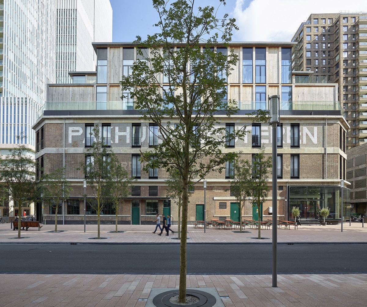 Pakhuismeesteren: vensters op het verleden