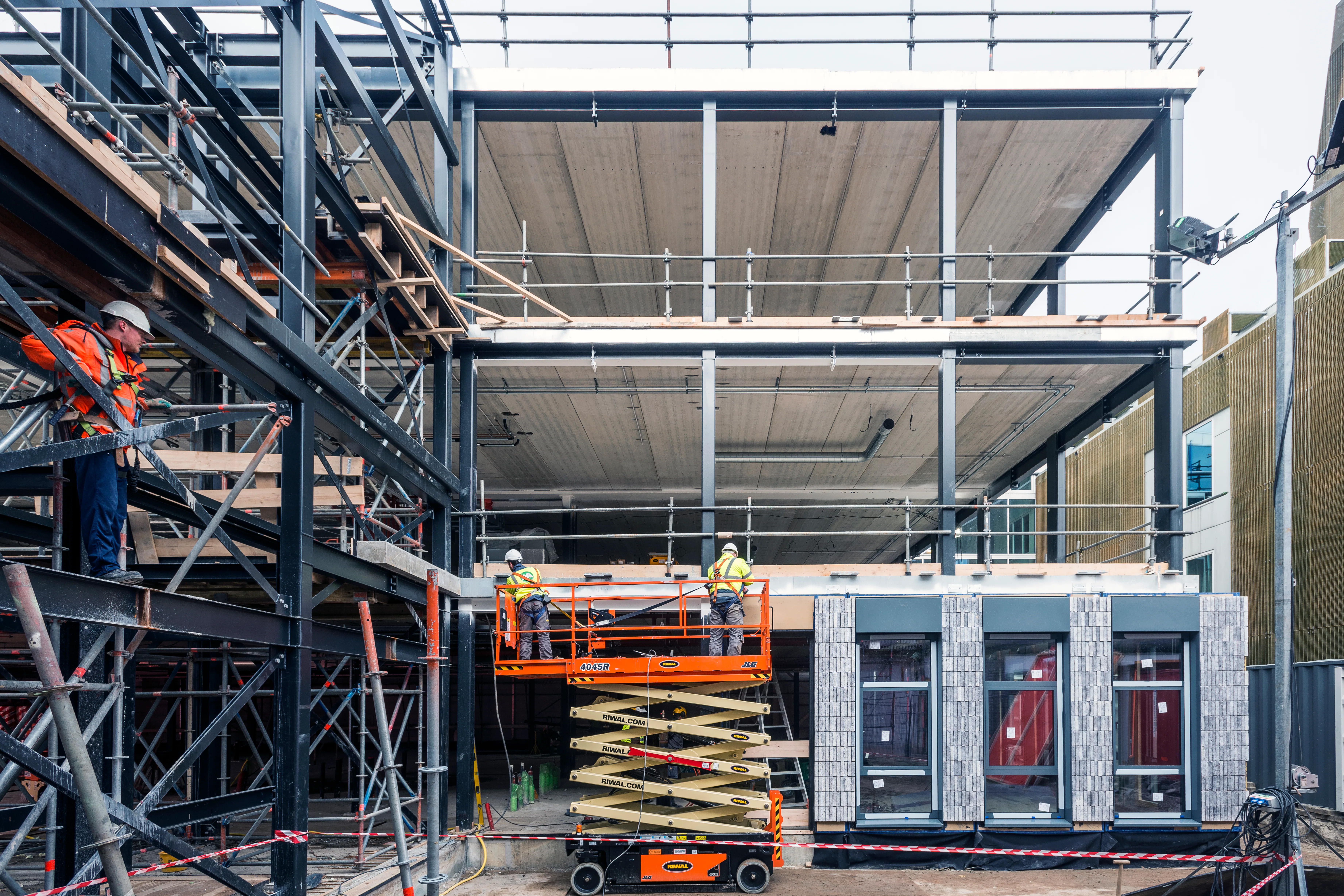 Voor de Hanze Hogeschool in Groningen was de aardbevingsbestendigheid de belangrijkste reden om te kiezen voor Signa op houtskeletbouw