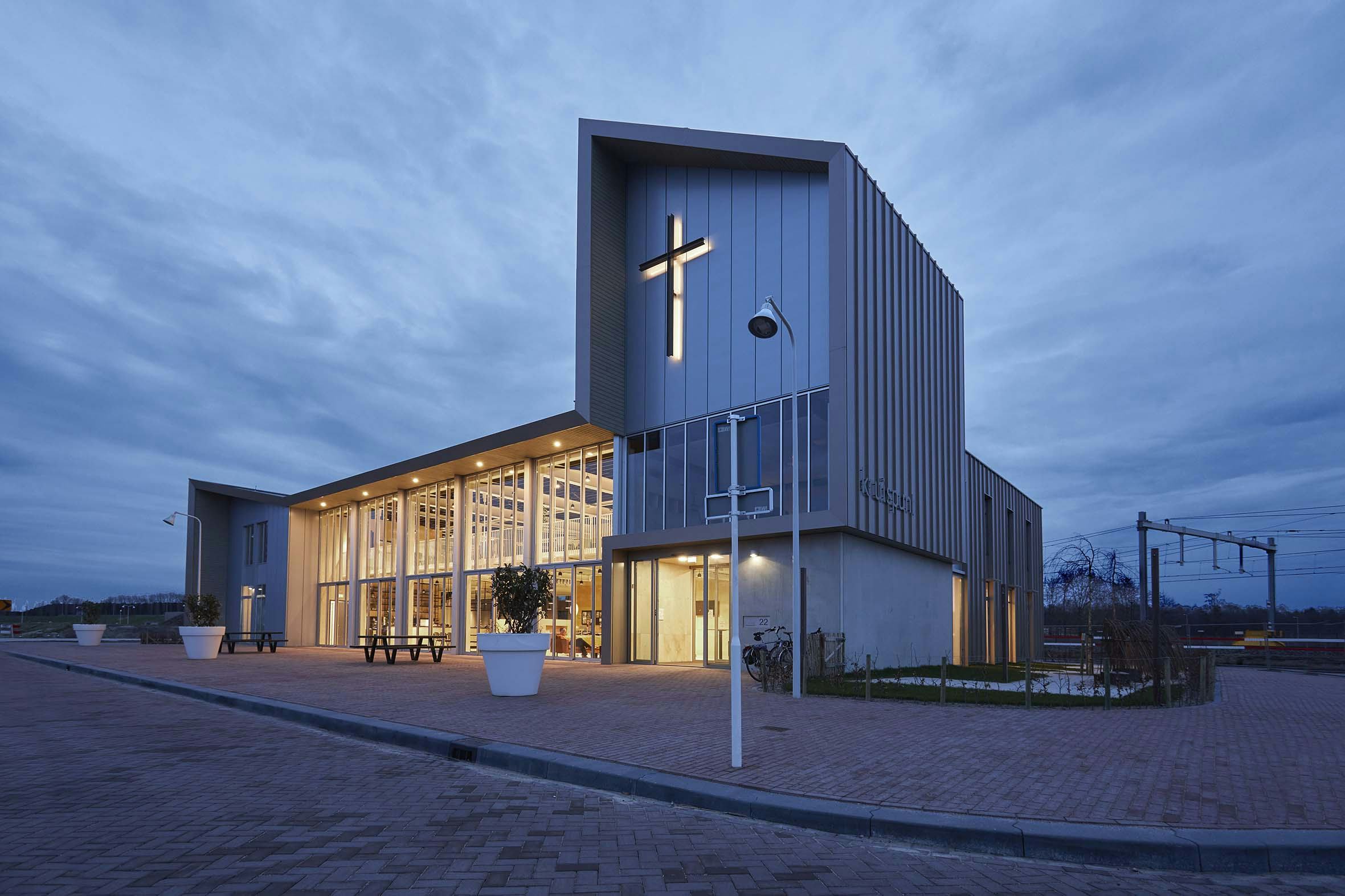 Kruispuntkerk Vathorst - RoosRos Architecten