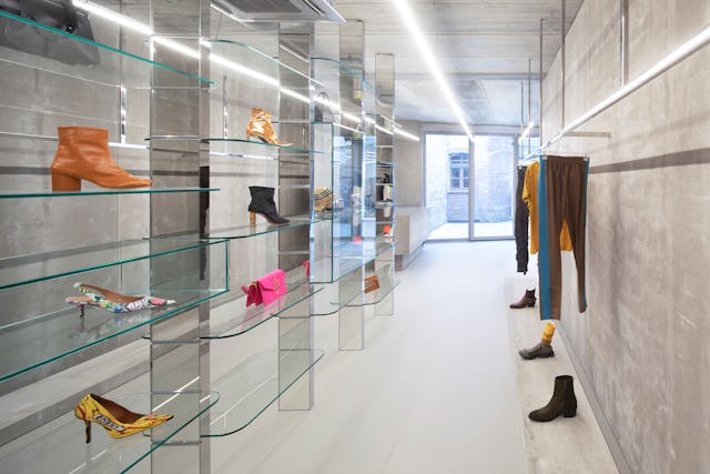 Winkelinterieur Labels Sittard - Maurice Mentjens. beeld Arjen Schmitz