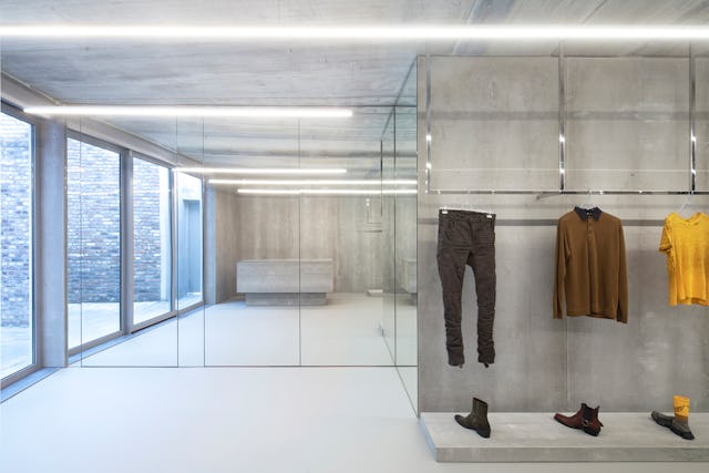 Winkelinterieur Labels Sittard - Maurice Mentjens. beeld Arjen Schmitz