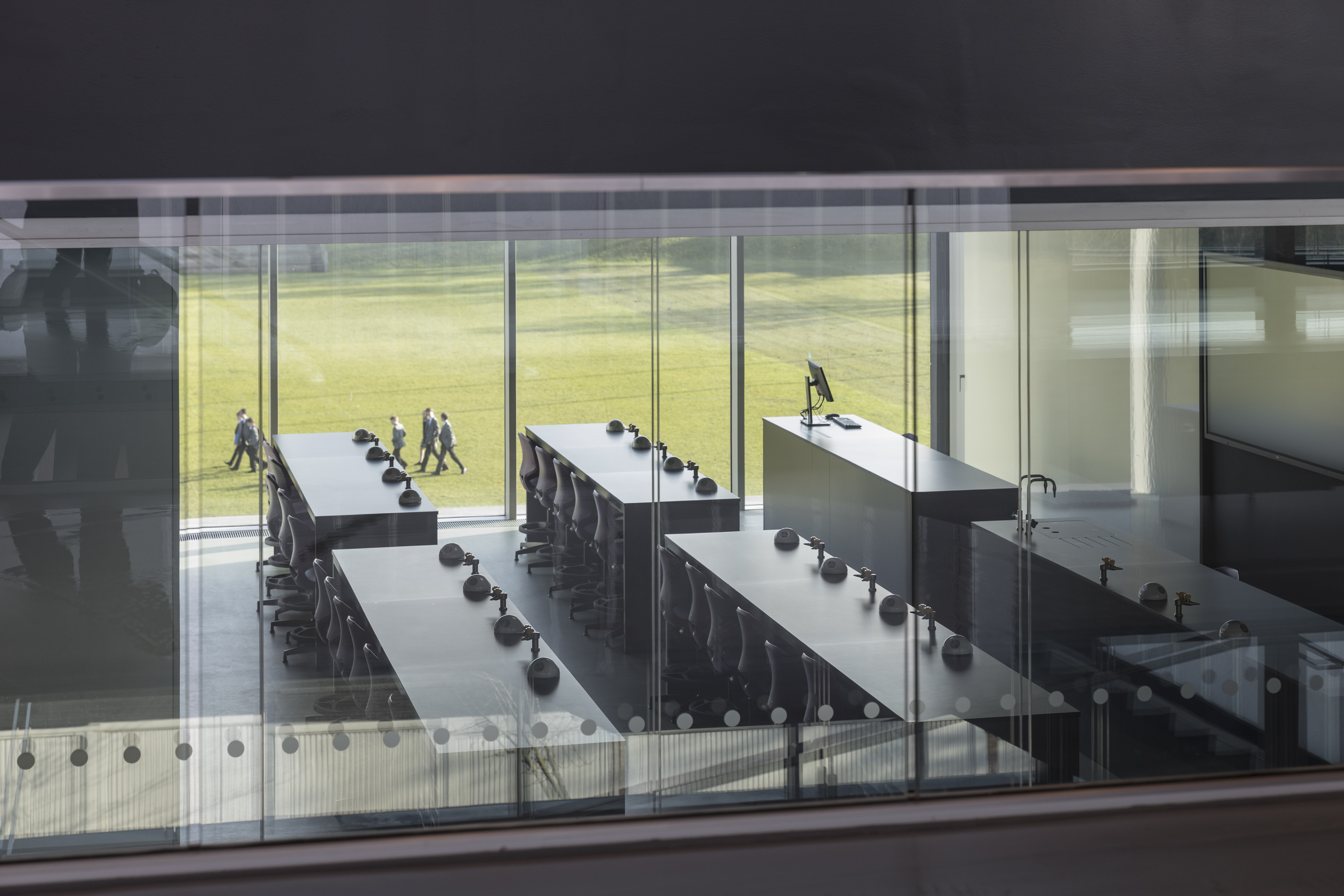 OMA Brighton College Science and Sports. Beeld Laurian-Ghinitoiu