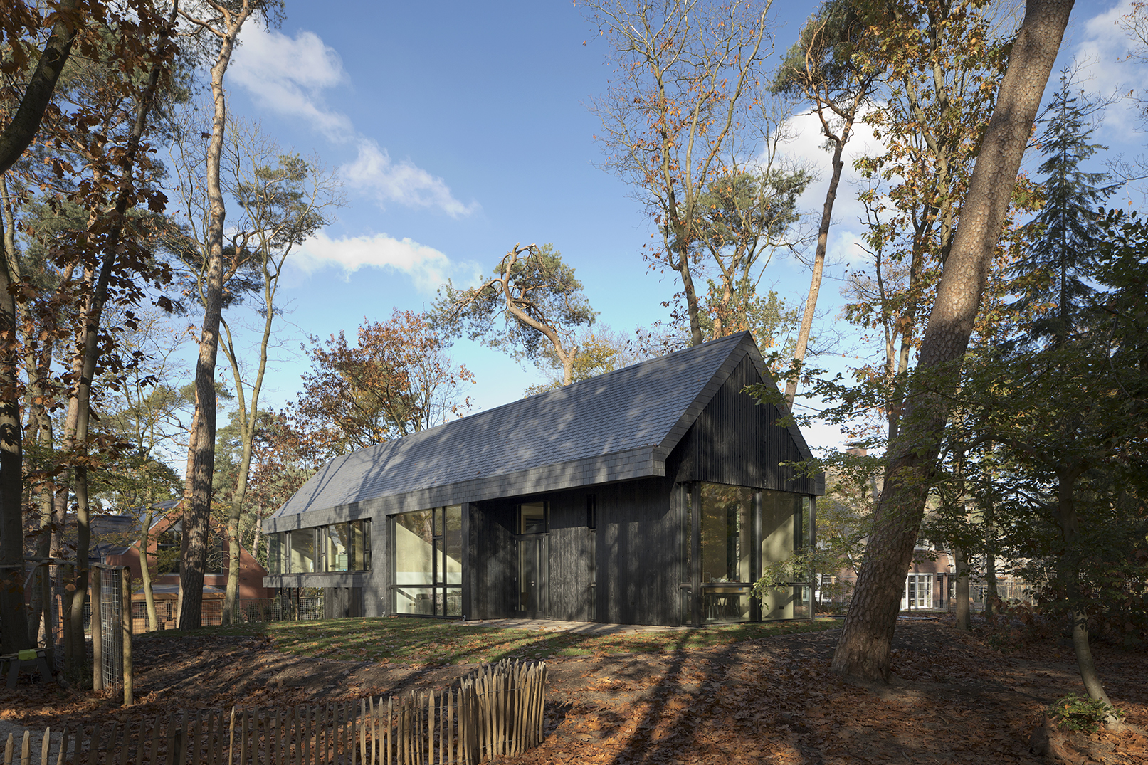 Woonhuis in Kerkebosch te Zeist door Wielen Architecten. Beeld William Moore