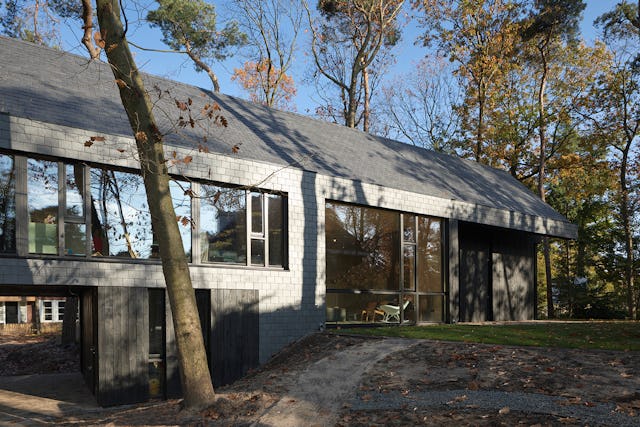 Woonhuis in Kerkebosch te Zeist door Wielen Architecten. Beeld William Moore