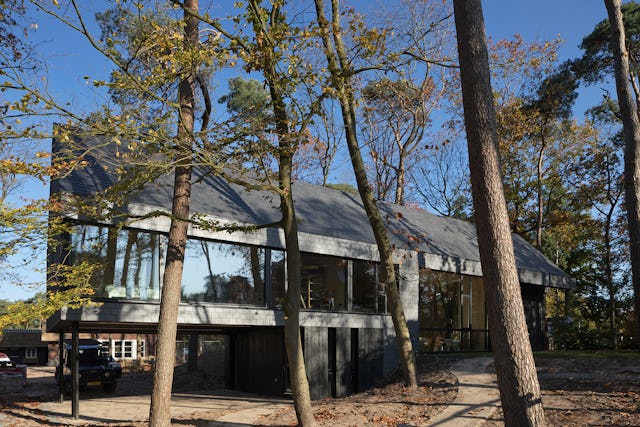 Woonhuis in Kerkebosch te Zeist door Wielen Architecten. Beeld William Moore