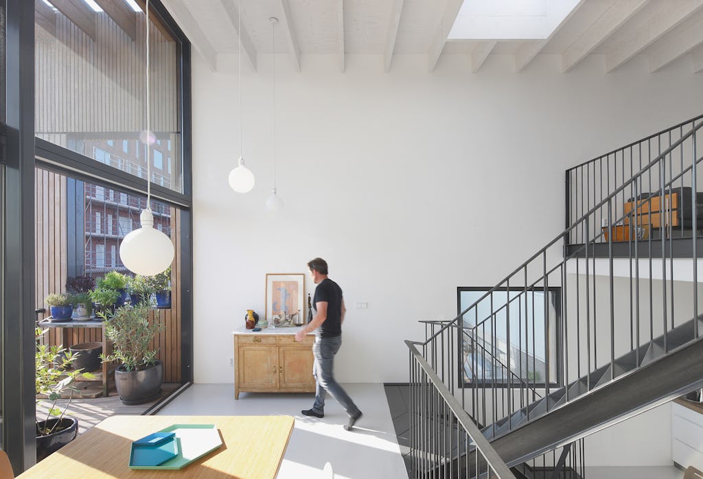 Loft House I door Marc Koehler Architects in Buiksloterham, Amsterdam - Beeld Filip Dujardin