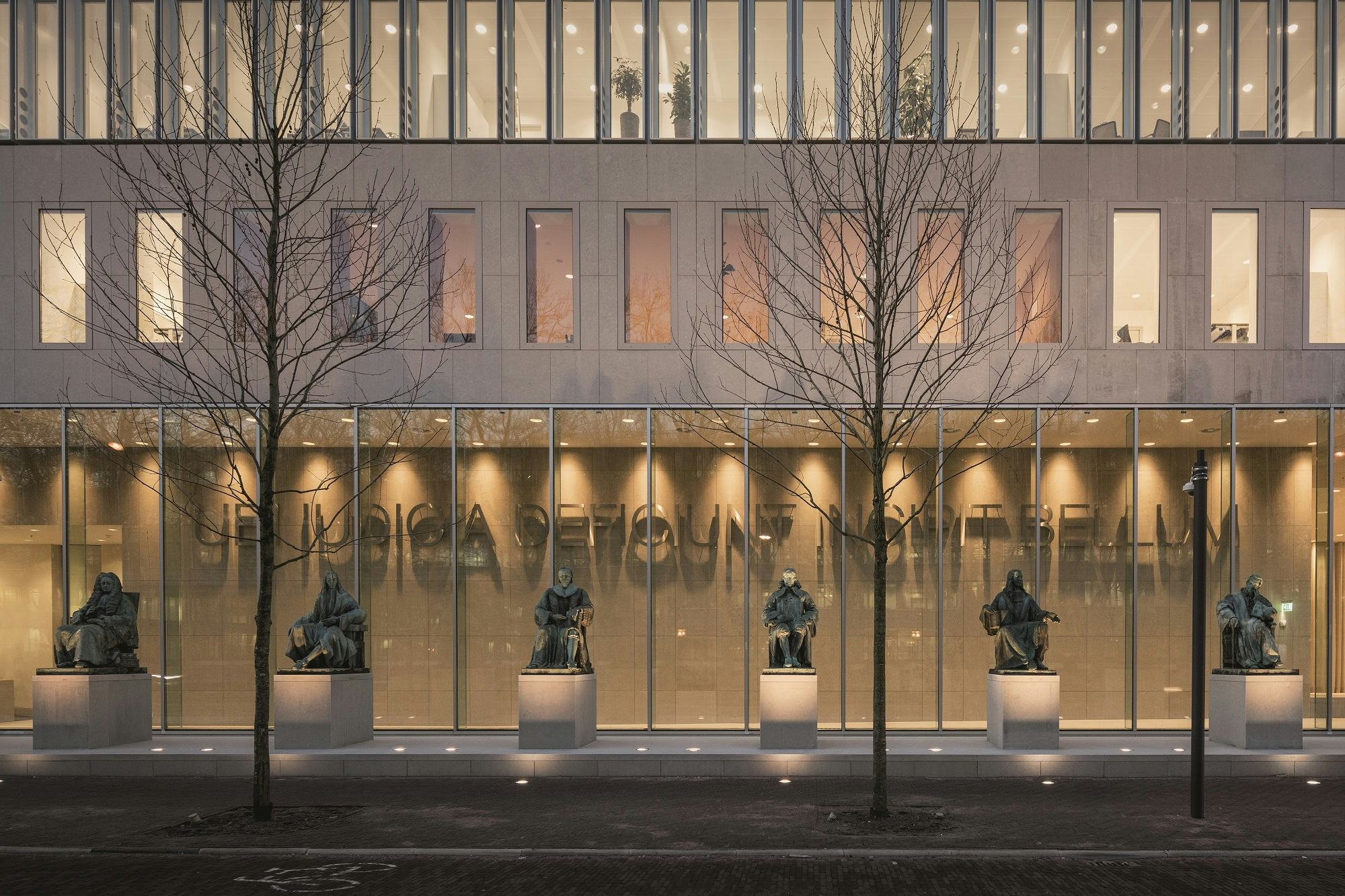 Hoge Raad der Nederlanden in Den Haag door KAAN Architecten. Beeld Fernando Guerra