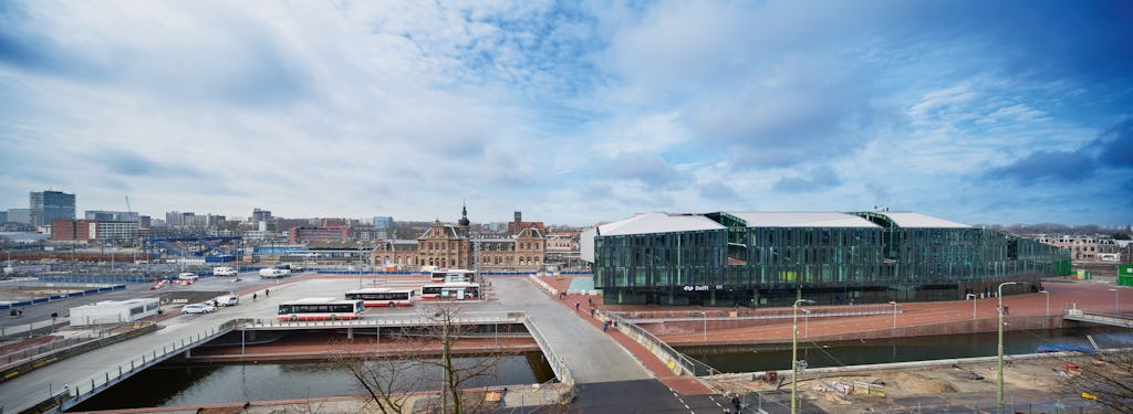 Station Delft door Benthem Crouwel en Mecanoo Architecten