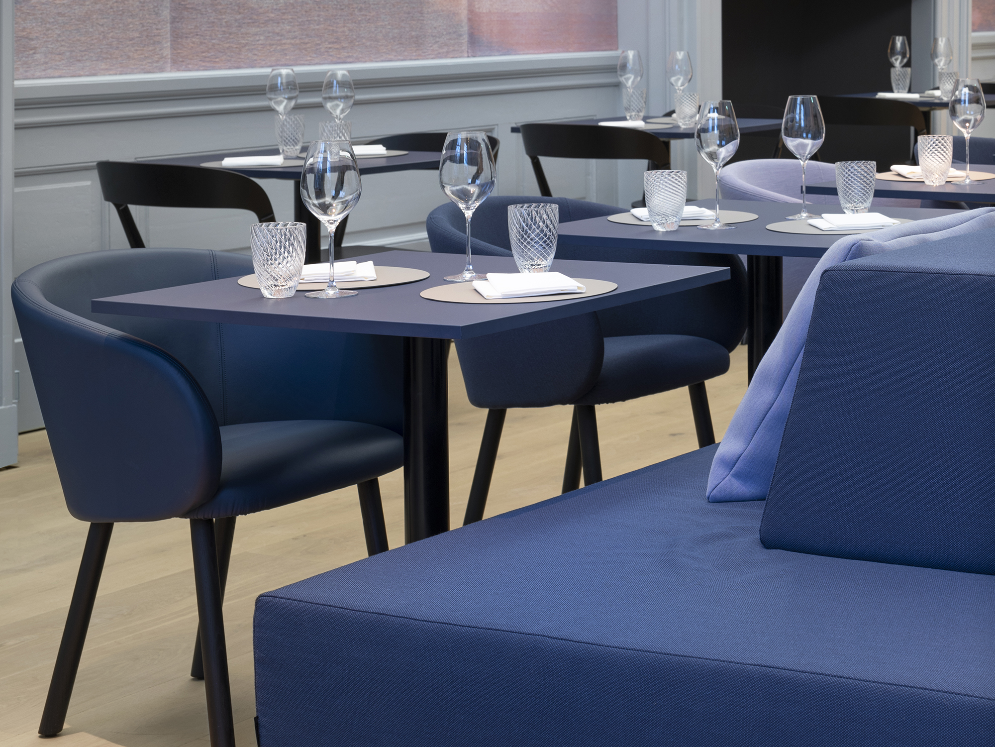 Restaurant Felix in Amsterdam door i29. Beeld Ewout Huibers