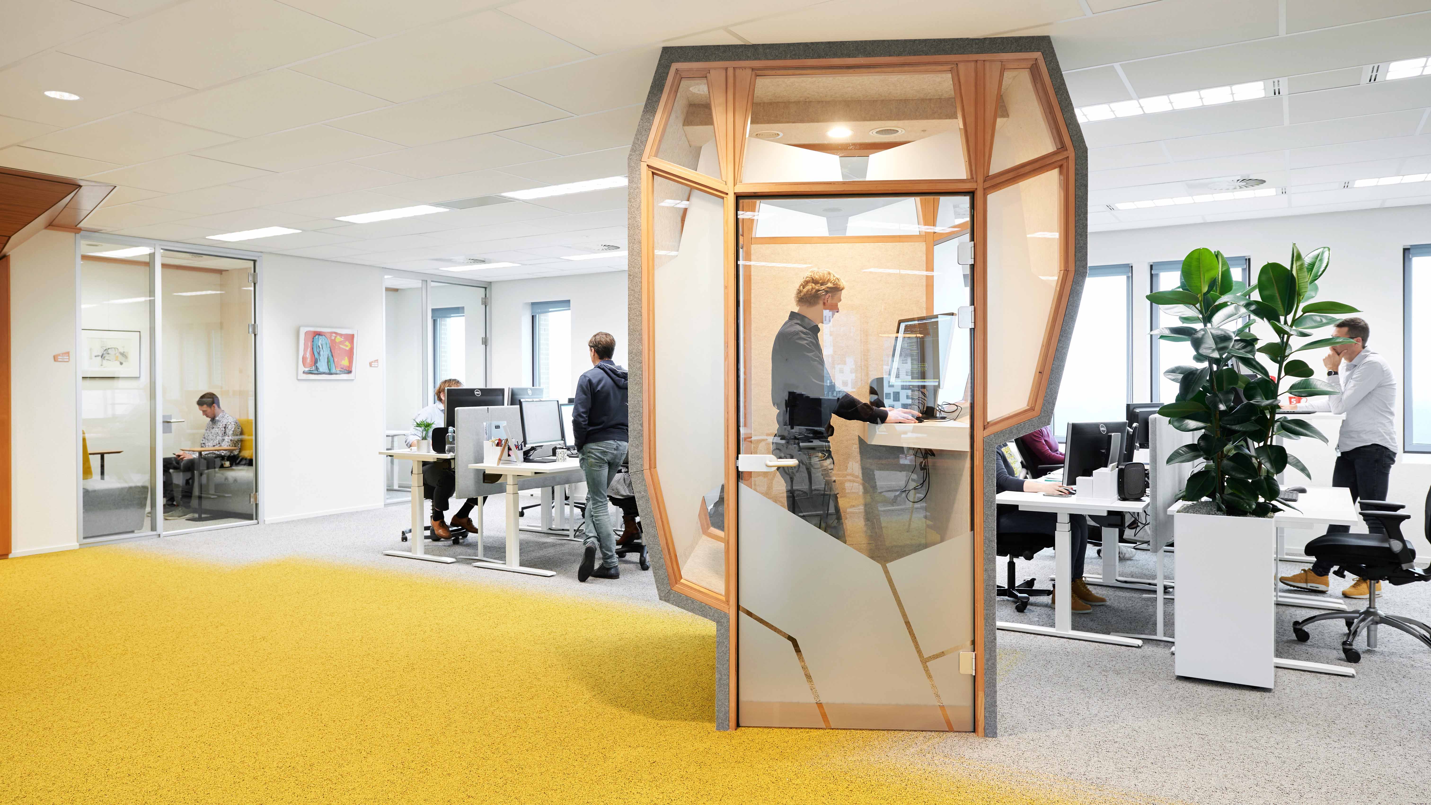 Interieur Nederlandse Gasunie Groningen door Vector-i en Zwartwoud 