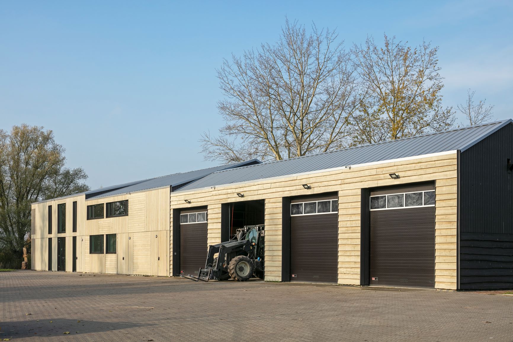 Kantoorgebouw Staatsbosbeheer in Lelystad door Van Veen Architecten. beeld Luuk Kramer