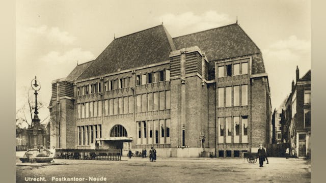 Voormalig postkantoor aan de Neude in Utrecht. Beeld Het Utrechts Archief