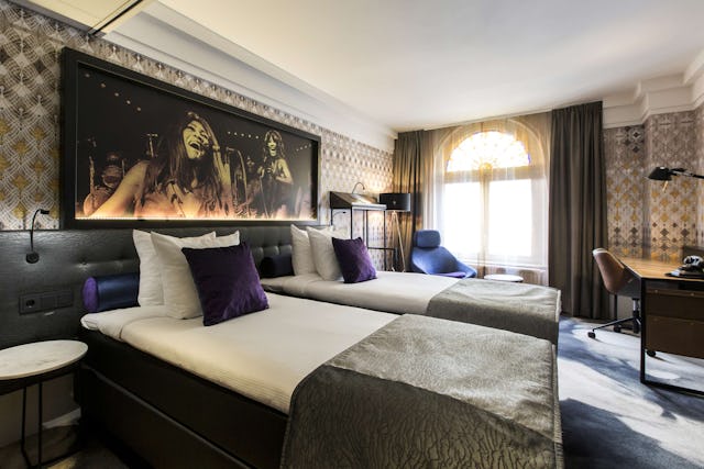 Hard Rock Hotel Amsterdam door Ray Kentie & Partners en interieurarchitect Feran Hugo.