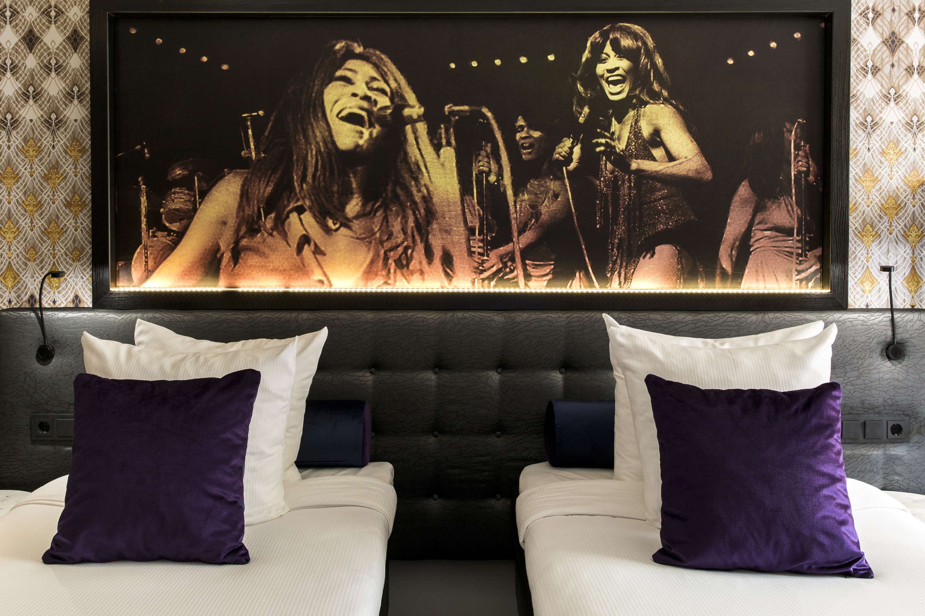 Hard Rock Hotel Amsterdam door Ray Kentie & Partners en interieurarchitect Feran Hugo.