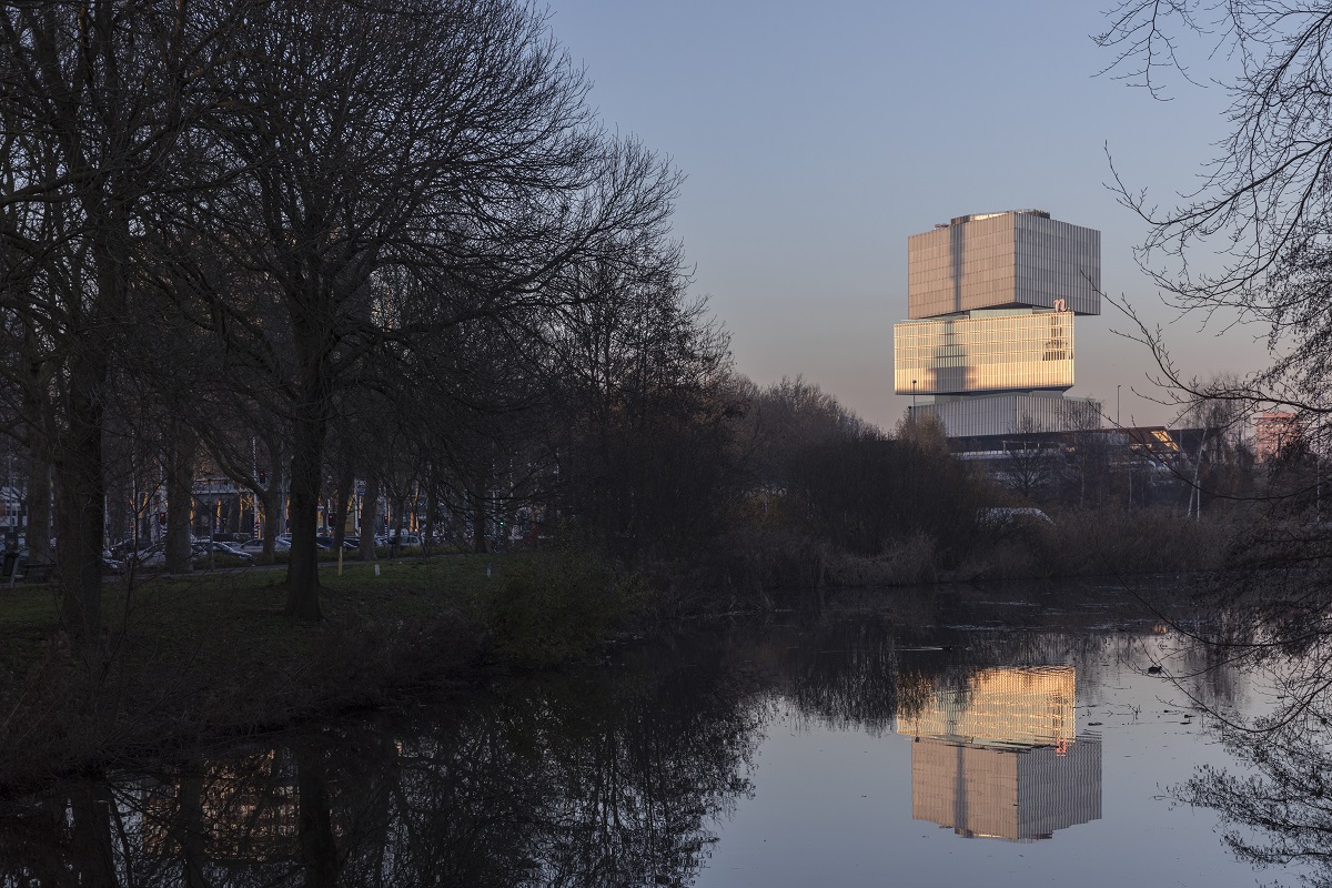 nhow Amsterdam RAI hotel door OMA / Reinier de Graaf Beeld Laurian Ghinitoiu