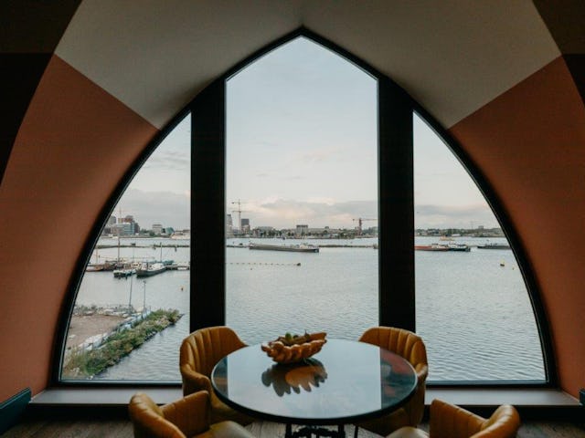 Penthouse op vierde verdieping Beeld City ID