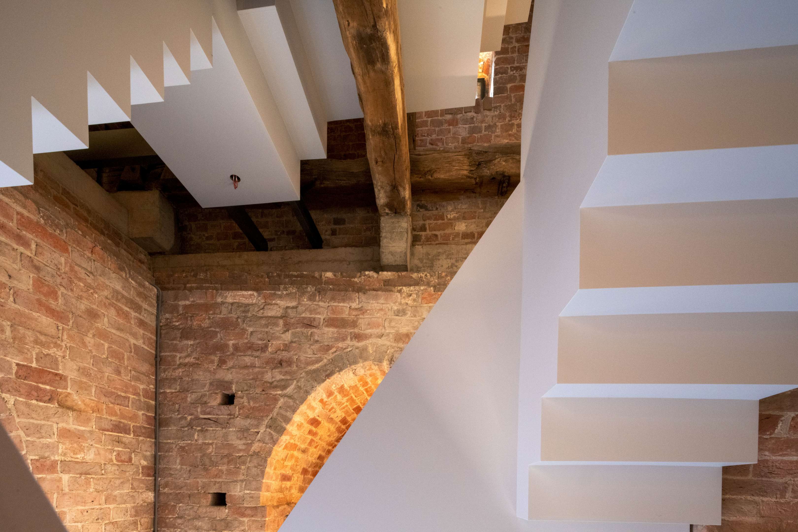 Schoolkerk in Garmerwolde door MX13. Beeld Peter de Kan