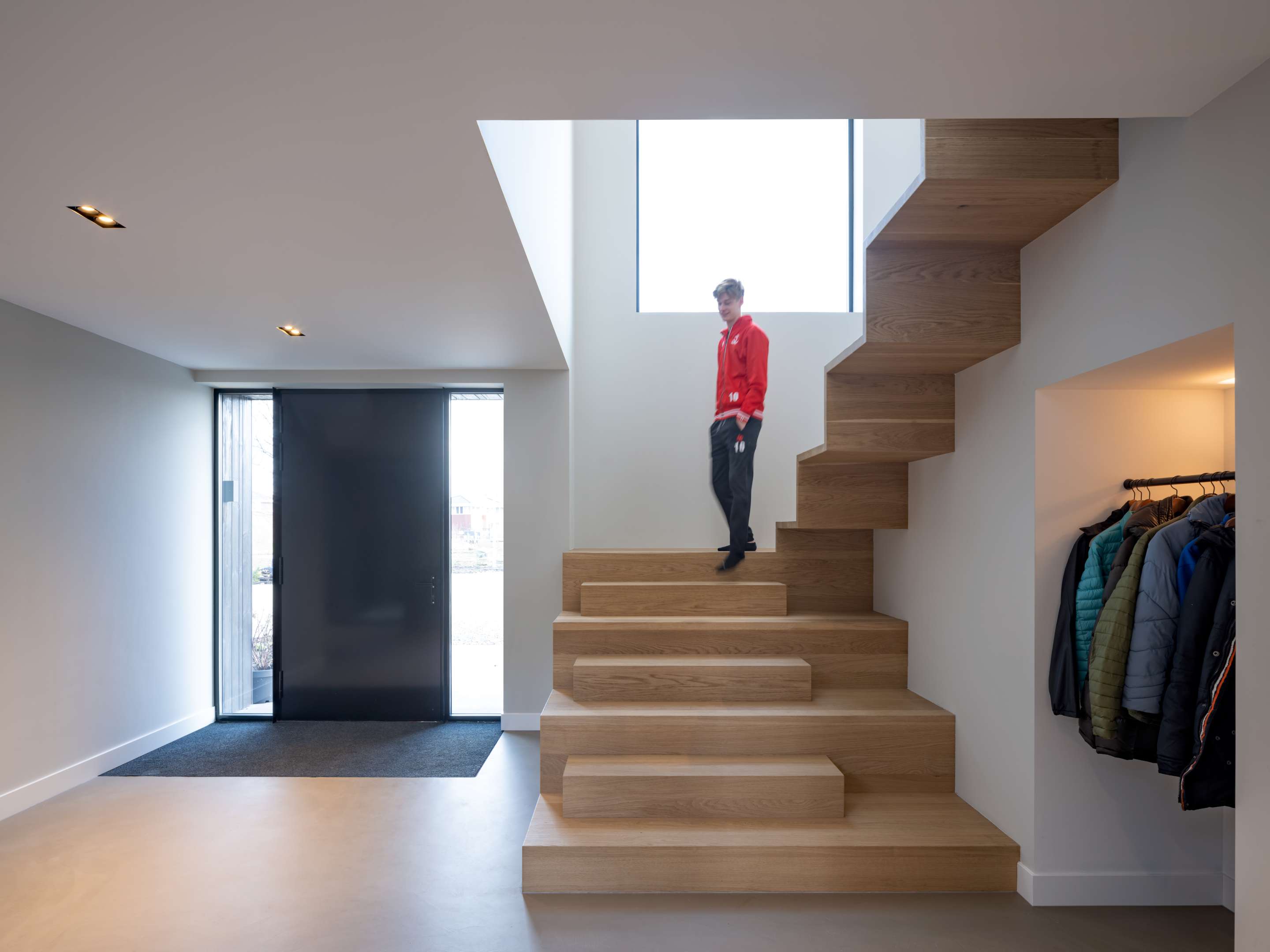 Villa Vuurlijn op een eiland in De Kwakel door Hoogeveen architecten. Beeld Ossip van Duivenbode