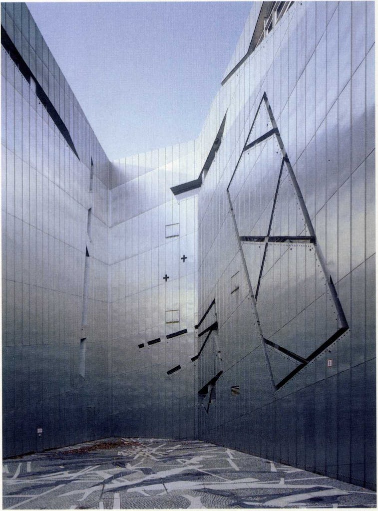 Joods Museum in Berlijn door Daniel Libeskind