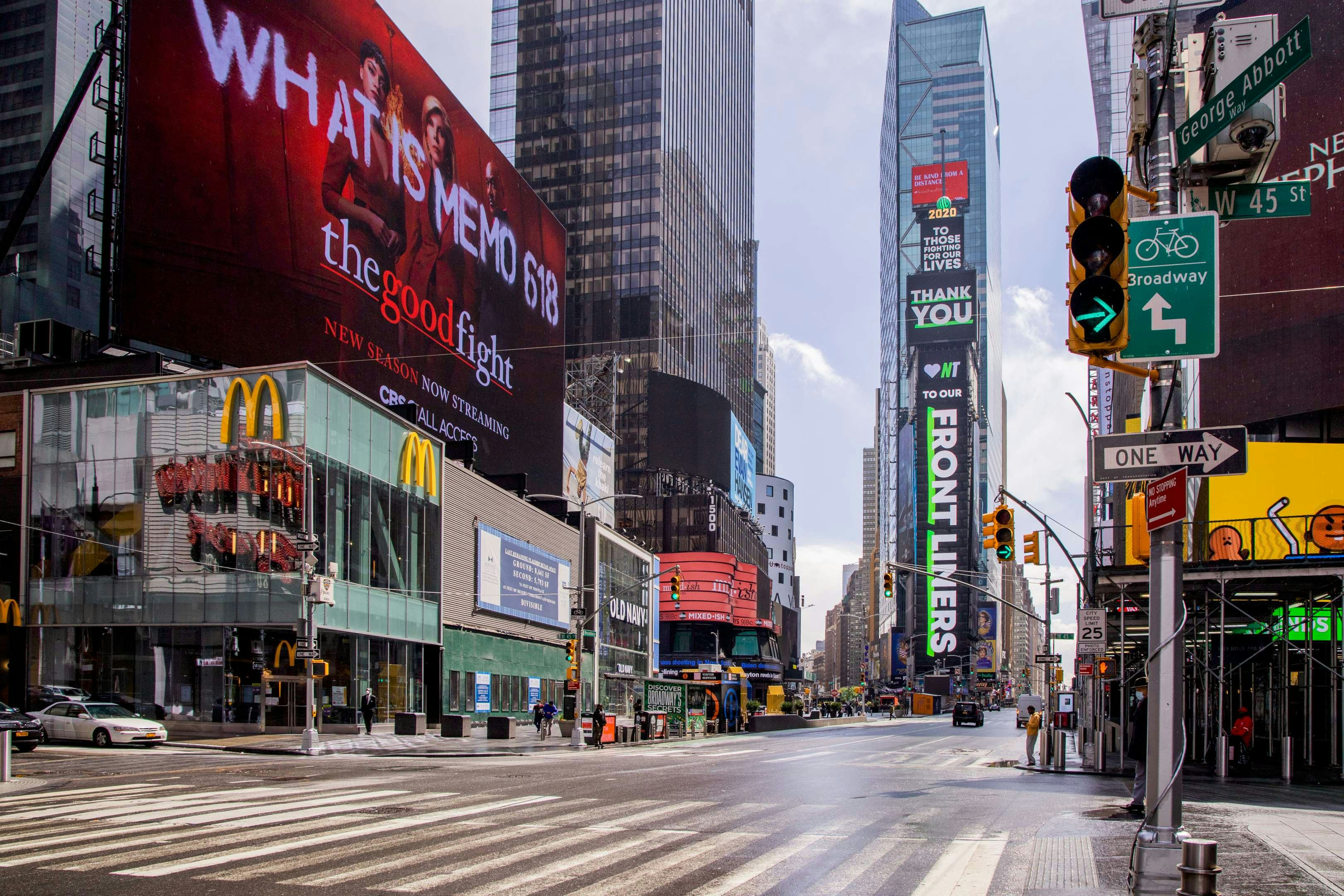 Verlaten Times Square in New York door coronavirus. Beeld Shutterstock