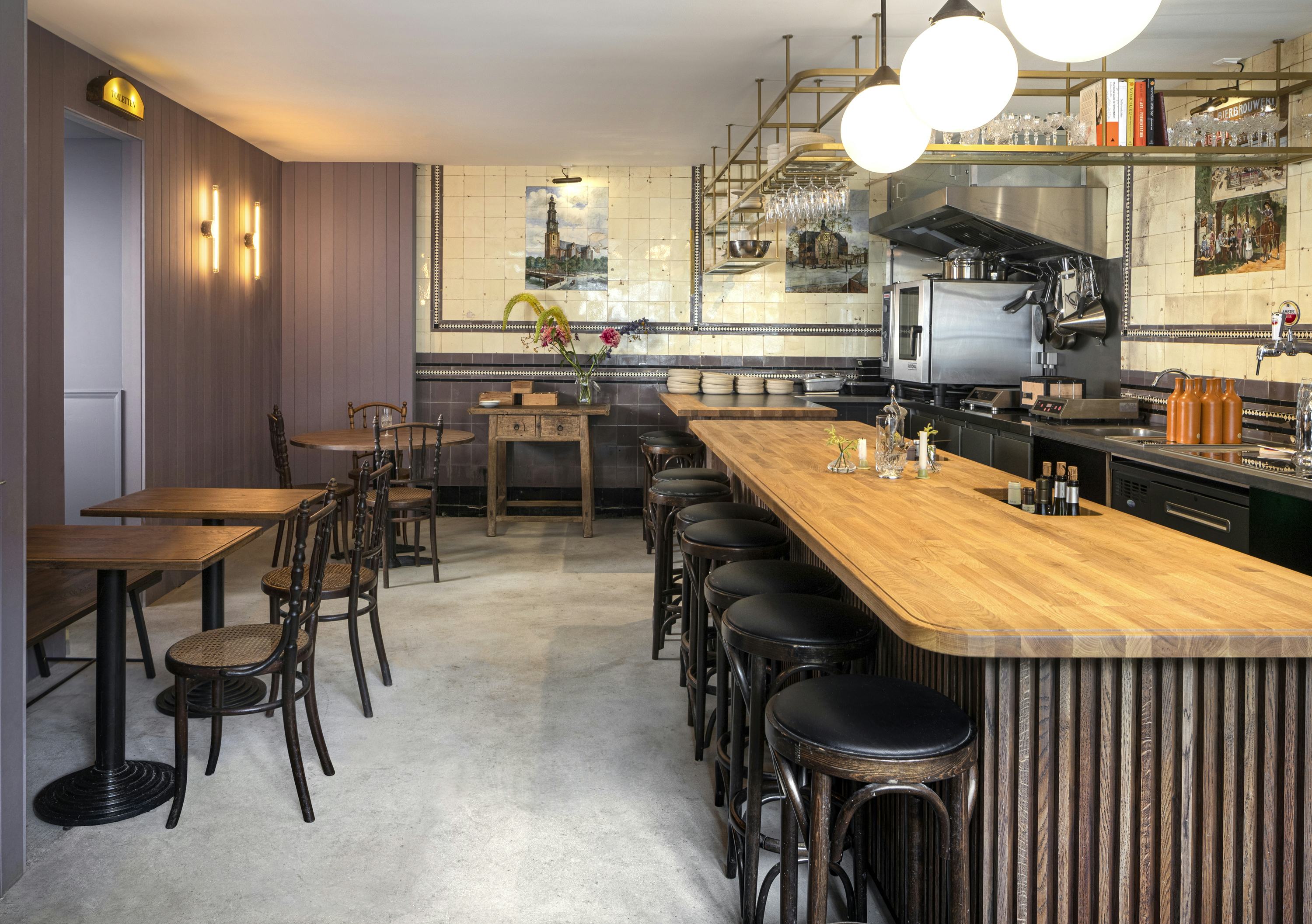 Cafe De Parel in Amsterdam door Ninetynine. beeld Ewout Huibers 