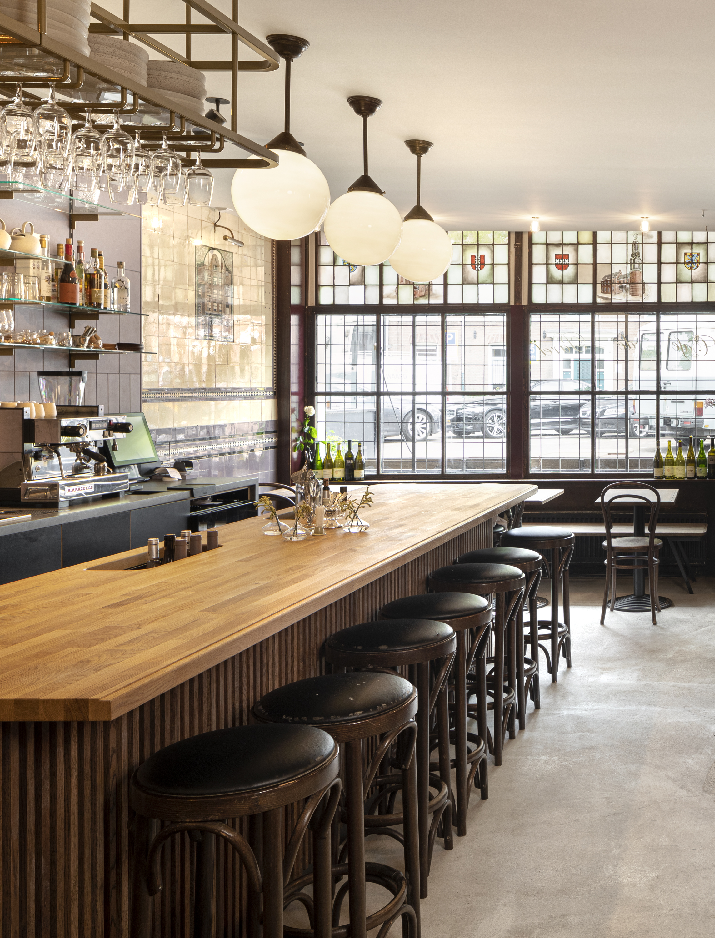 Cafe De Parel in Amsterdam door Ninetynine. beeld Ewout Huibers 